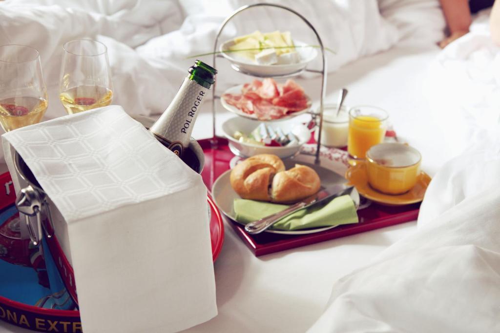 Saint Shermin Bed Breakfast & Champagne Viena Exterior foto